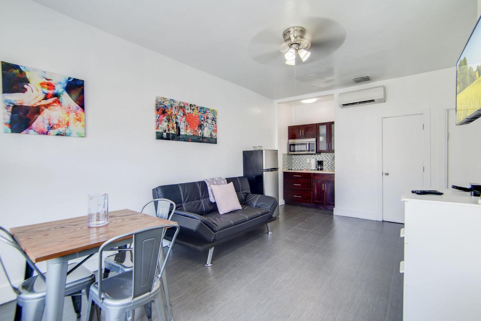 Chic Large Studio Apt Near Ocean Drive South Beach Μαϊάμι Μπιτς Εξωτερικό φωτογραφία