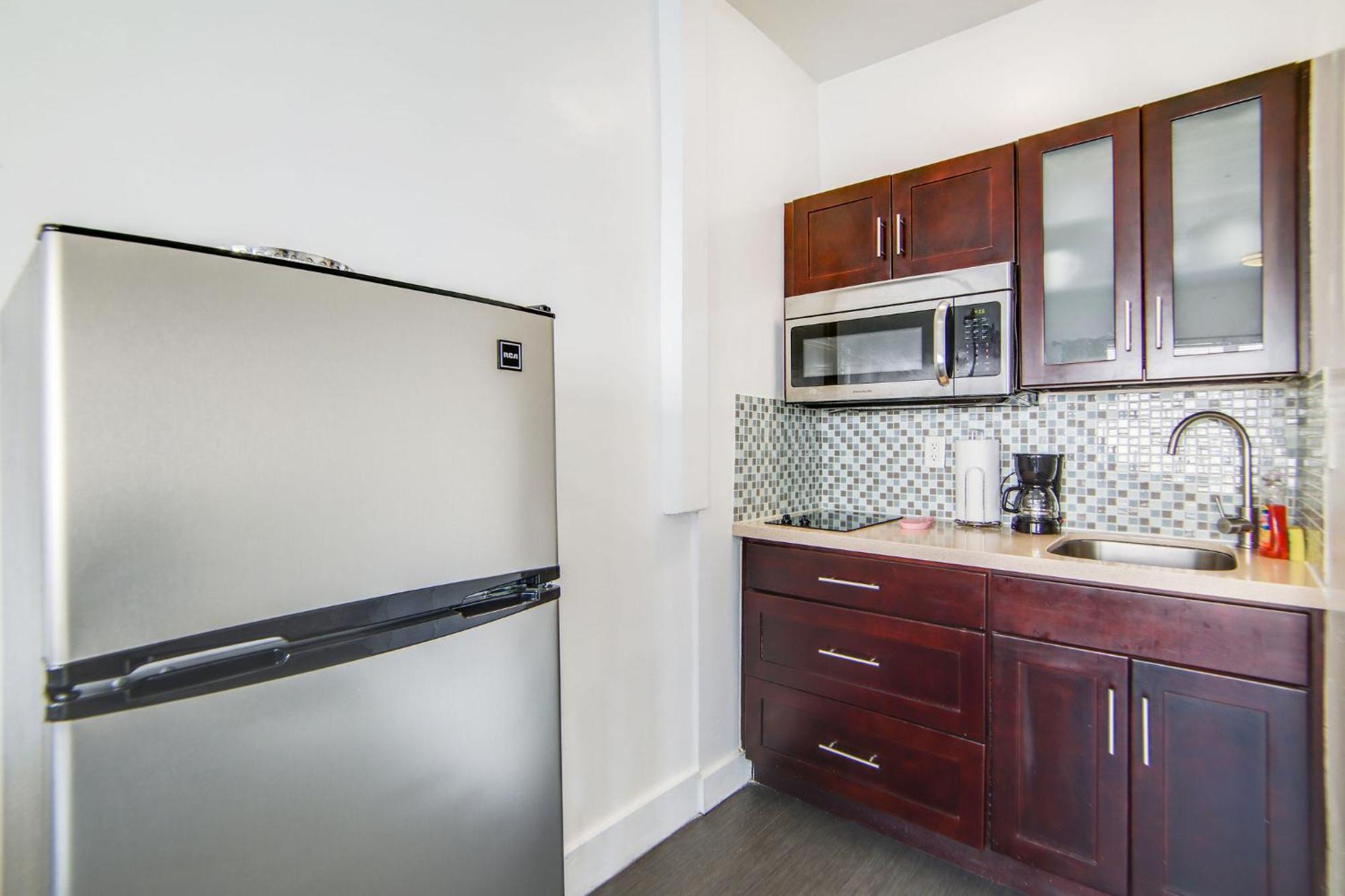 Chic Large Studio Apt Near Ocean Drive South Beach Μαϊάμι Μπιτς Εξωτερικό φωτογραφία